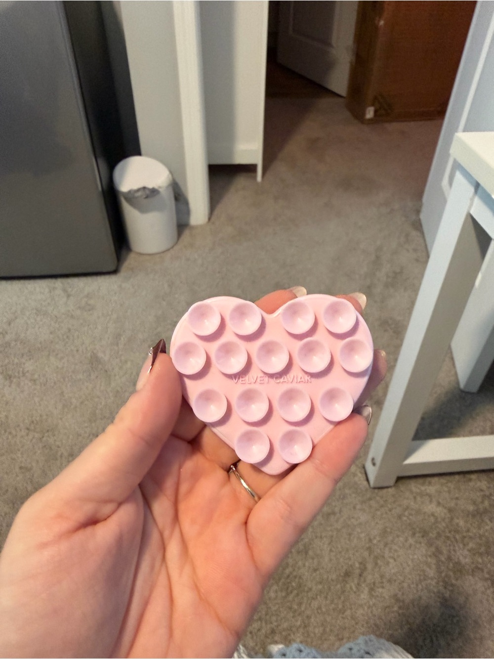 Velvet Caviar MagSafe Popheart